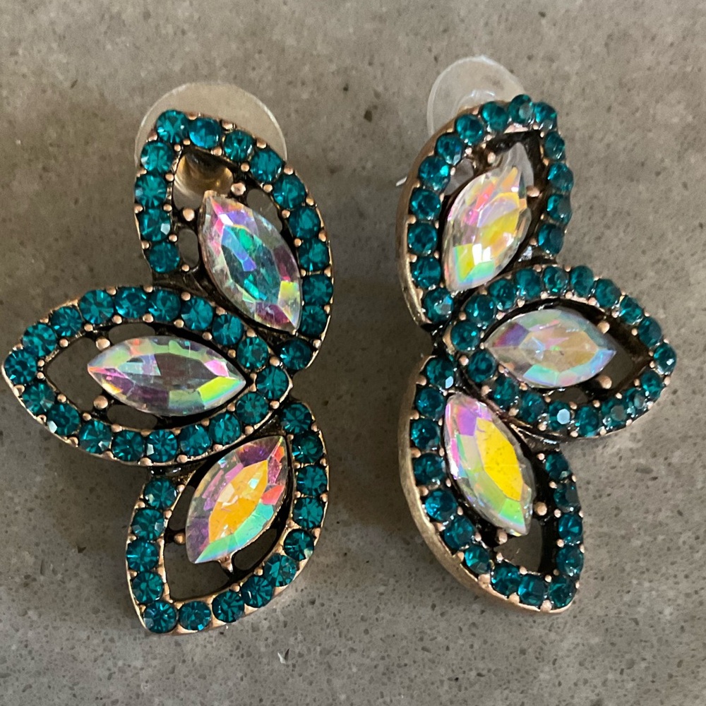 Olivia Wells Jewelry Green crystal & 14K gold-plated metal Dana Stud Earrings